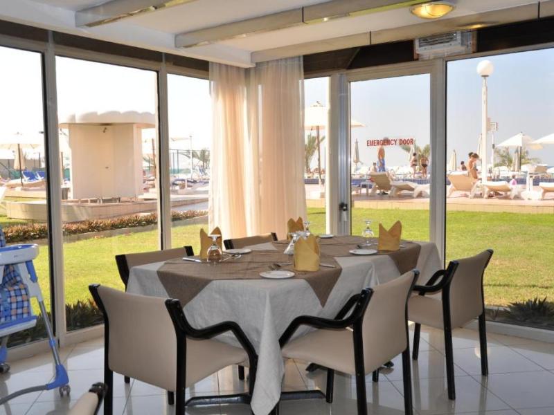 Sharjah Carlton Hotel