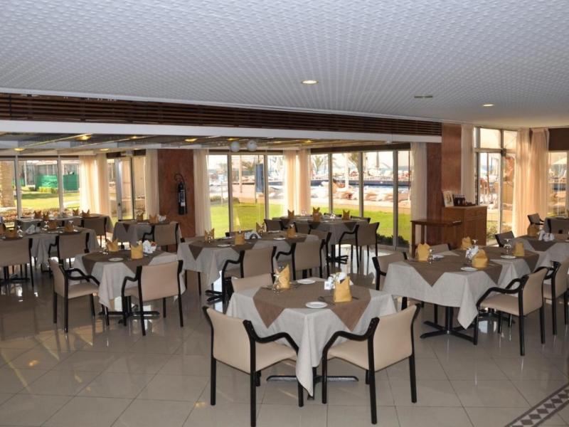 Sharjah Carlton Hotel