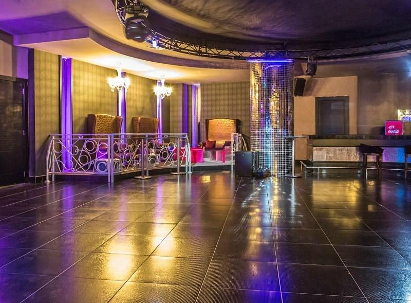 Villa Side Residence