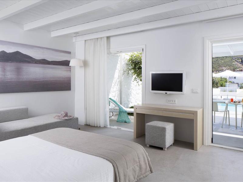 Patmos Aktis Suites and Spa Hotel