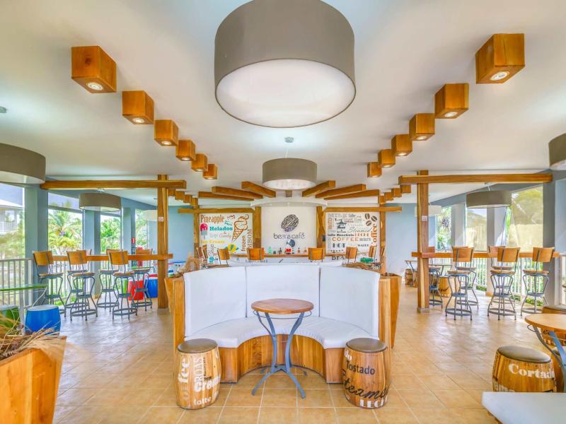 Memories Caribe Beach Resort (Adults Only)