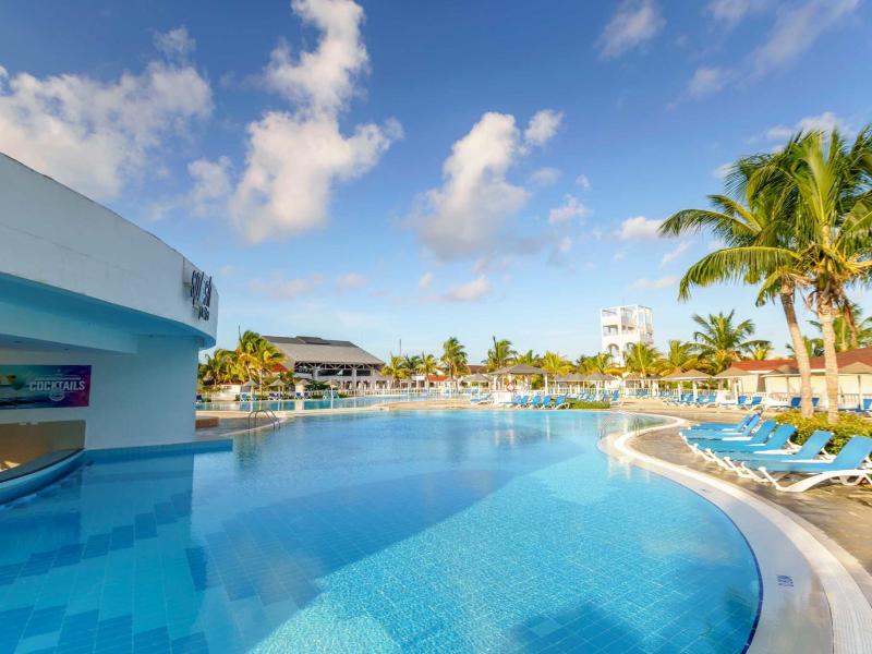 Memories Caribe Beach Resort (Adults Only)