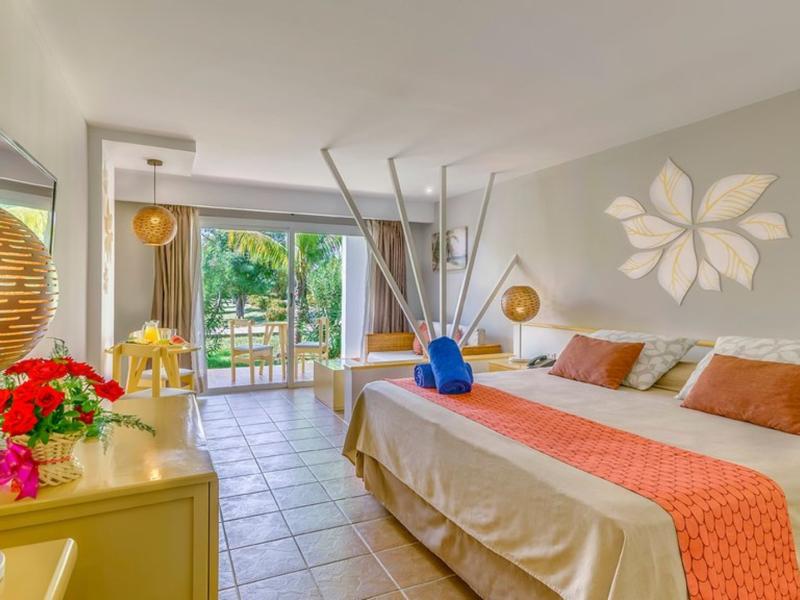 Memories Caribe Beach Resort (Adults Only)