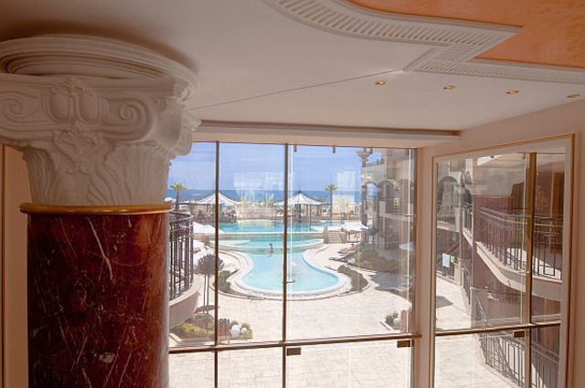 Golden Rainbow Beach Aparthotel