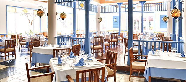 Memories Paraiso Azul Beach Resort