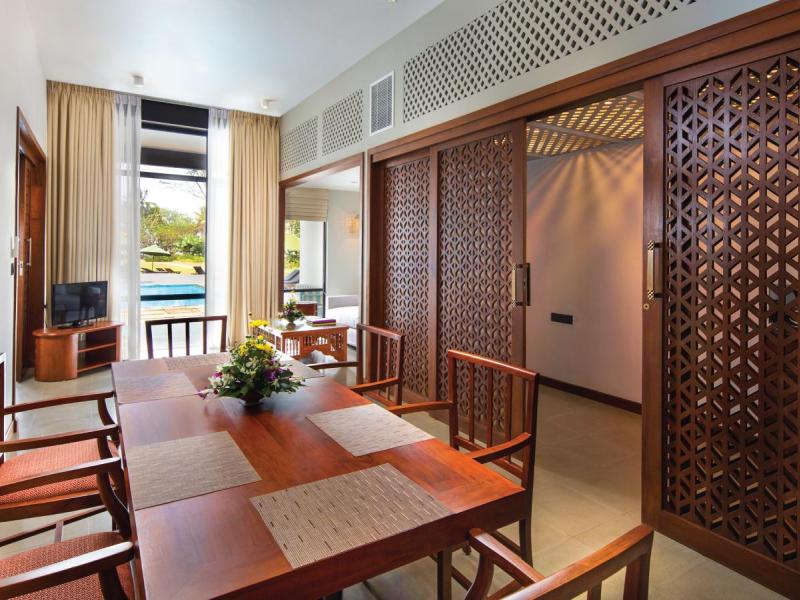 Cinnamon Bey Beruwala