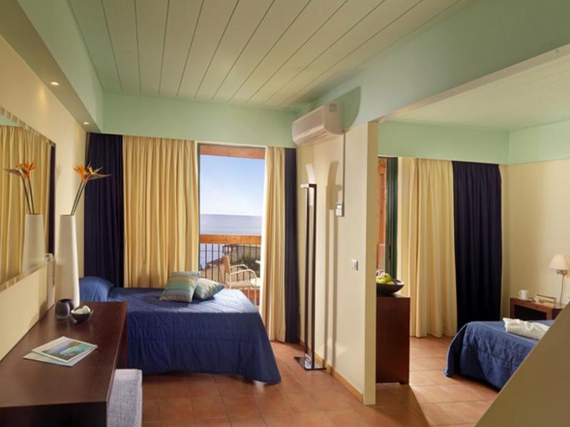 Mareblue Apostolata Resort and Spa