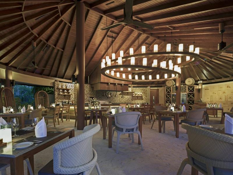 Centara Ras Fushi Resort & Spa Maldives