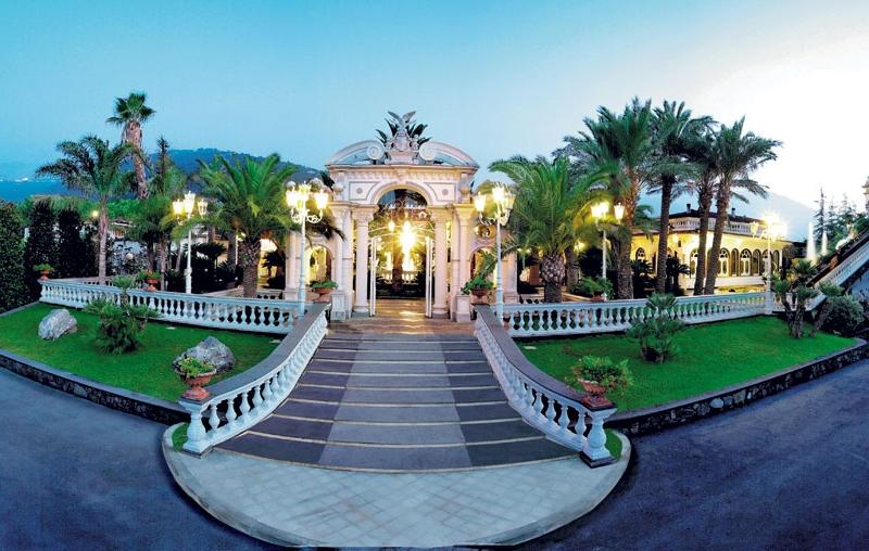 Grand Hotel La Sonrisa