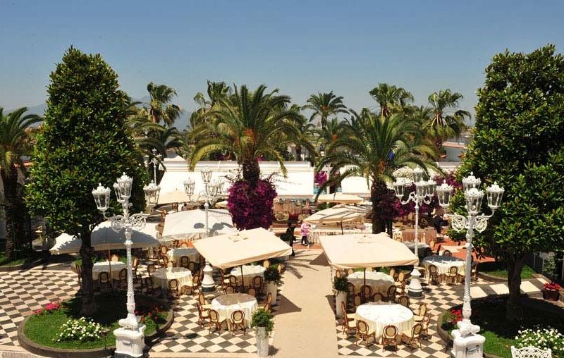 Grand Hotel La Sonrisa