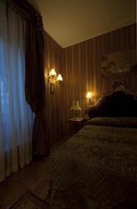 Domus Colosseo Hotel