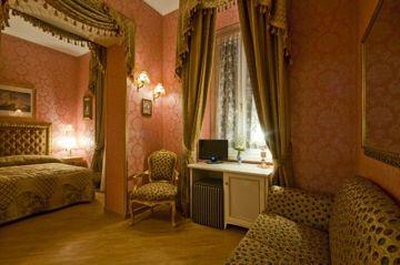 Domus Colosseo Hotel