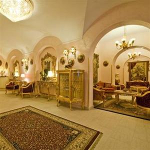 Domus Colosseo Hotel