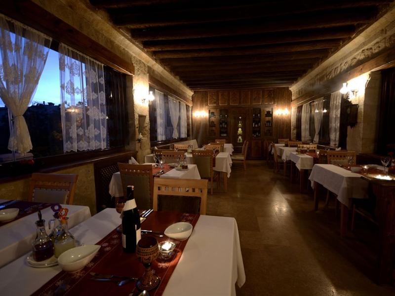 Fresco Cave Suites & Mansions