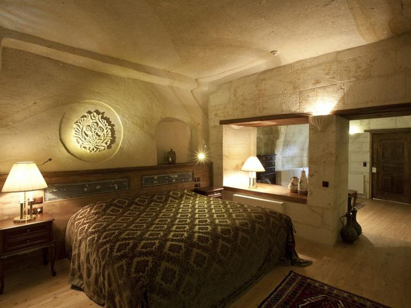 Fresco Cave Suites & Mansions