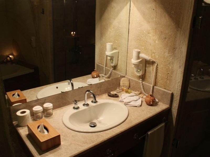 Fresco Cave Suites & Mansions