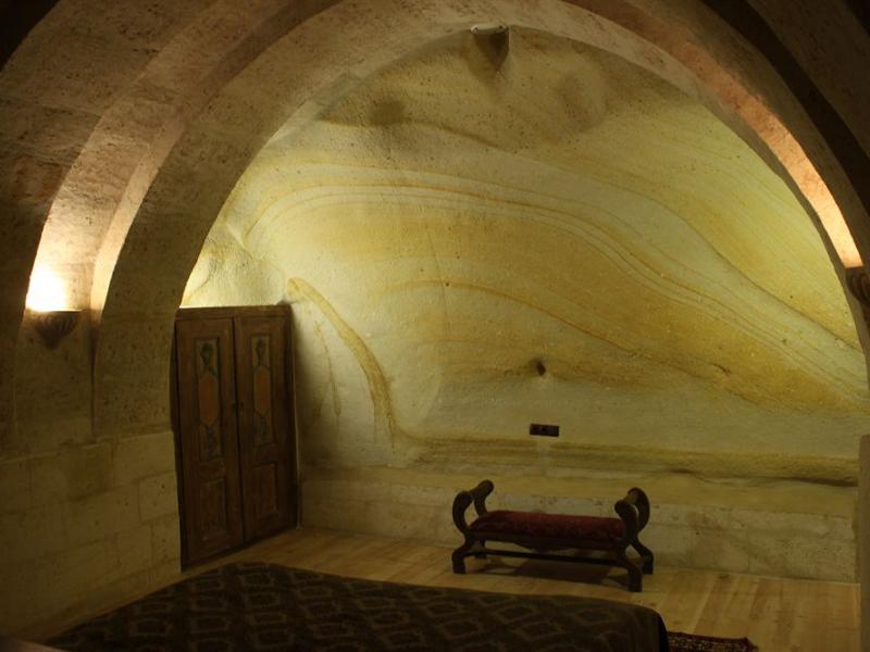 Fresco Cave Suites & Mansions
