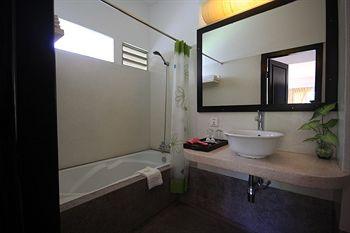 Frangipani Villa-60s Hotel