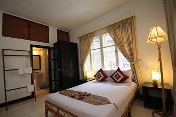 Frangipani Villa-60s Hotel