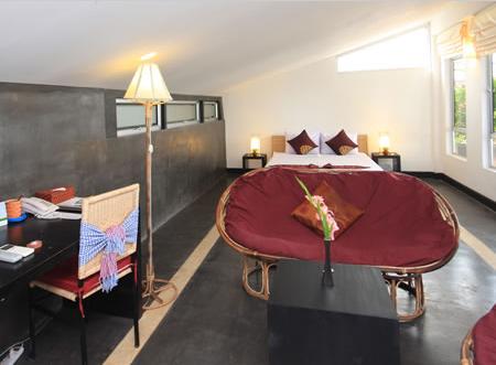 Frangipani Villa-90s Hotel