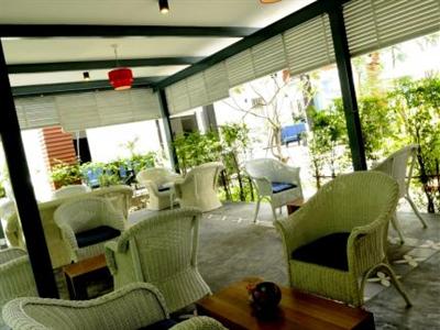 Frangipani Villa Hotel II