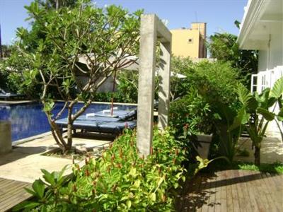 Frangipani Villa Hotel II