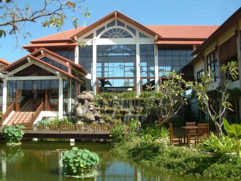 Grand Soluxe Angkor Palace Resort & Spa