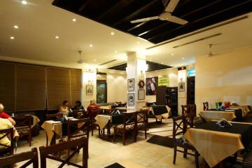 Отель Hotel Ajanta Индия, Дели, фото 16