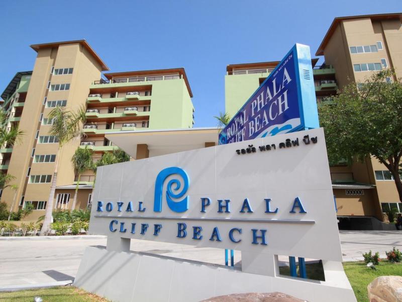 Royal Phala Cliff Beach