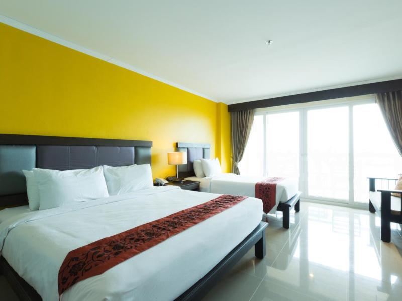 Royal Phala Cliff Beach