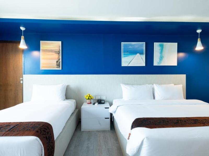 Royal Phala Cliff Beach