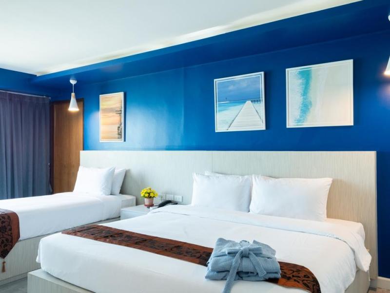 Royal Phala Cliff Beach