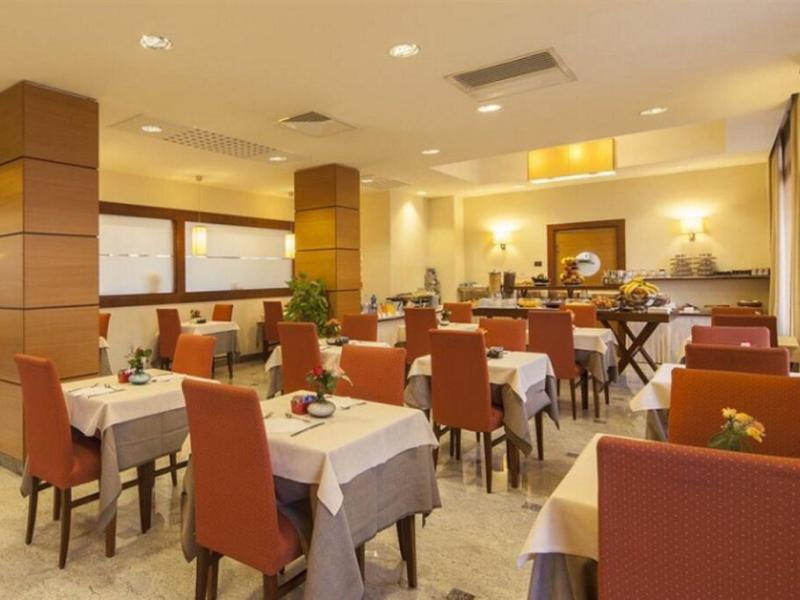 Nil Hotel