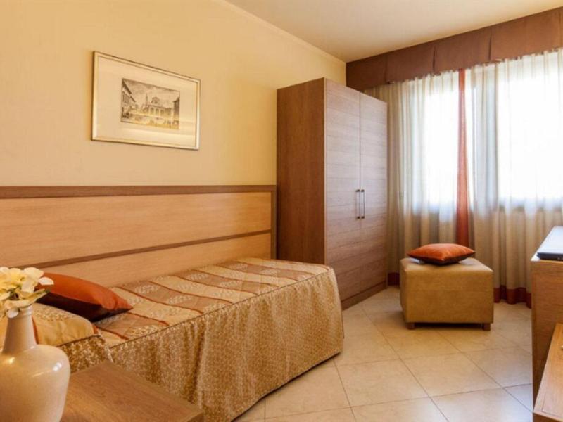 Nil Hotel