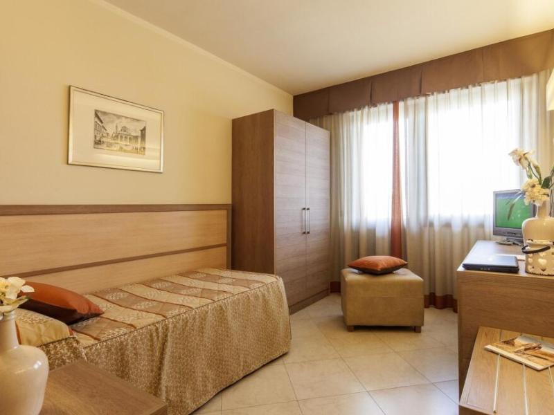 Nil Hotel