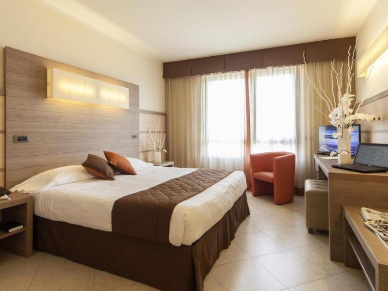 Nil Hotel
