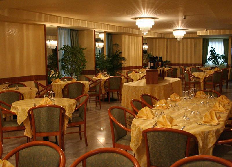 Savant Hotel