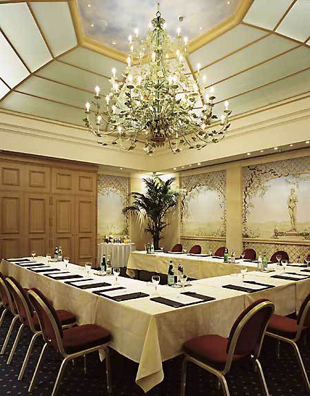 Sofitel Paris Arc de Triomphe