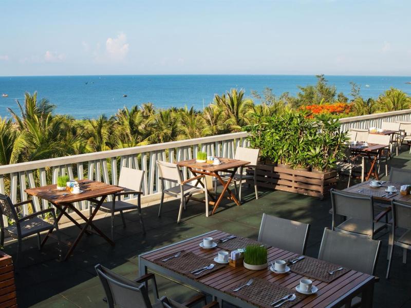 The Cliff Resort & Residences