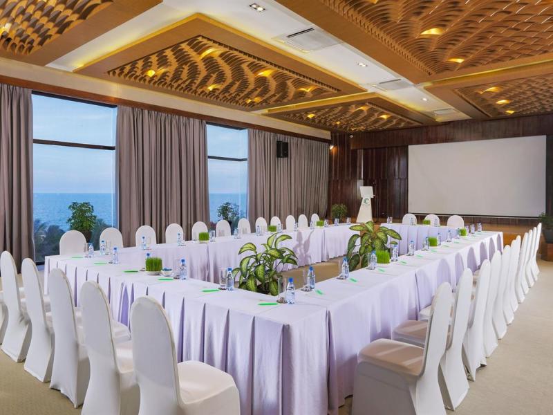 The Cliff Resort & Residences