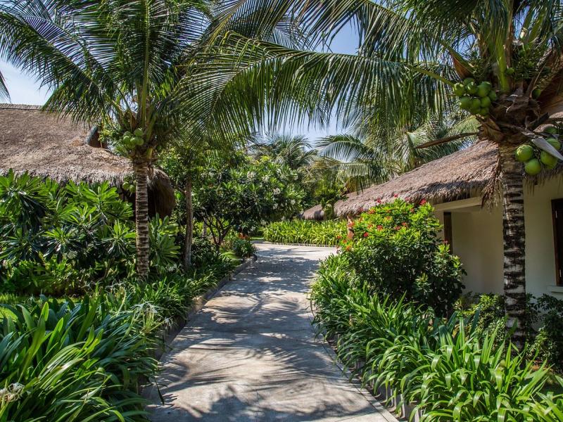 The Cliff Resort & Residences