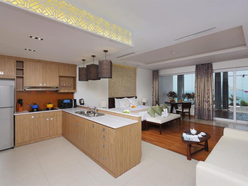 The Cliff Resort & Residences