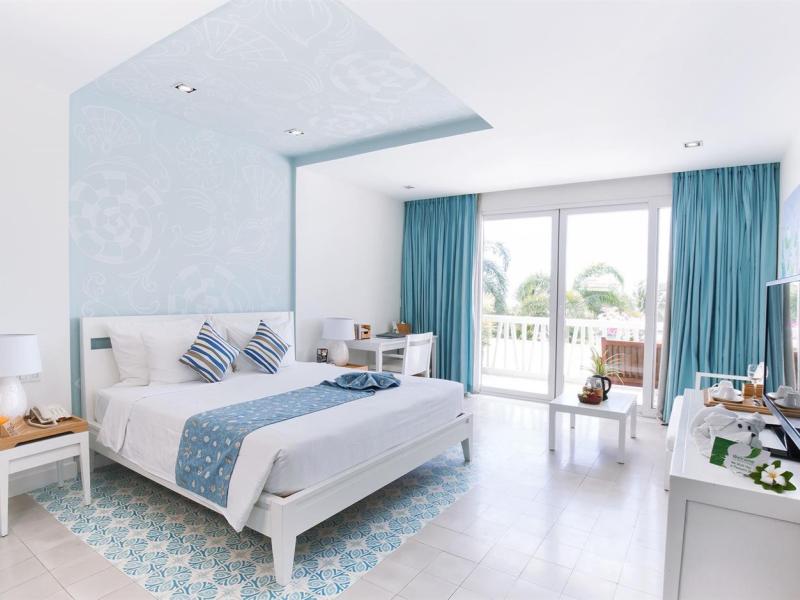 The Cliff Resort & Residences