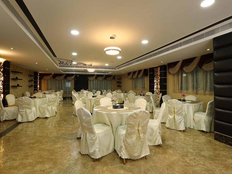 Royal Grand Suite Hotel