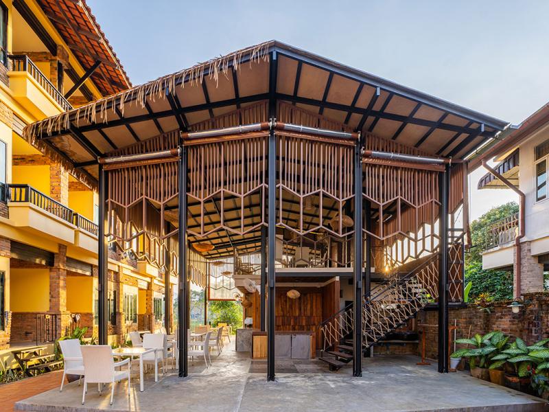 Motive Cottage Resort