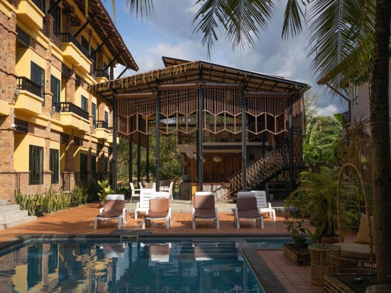 Motive Cottage Resort