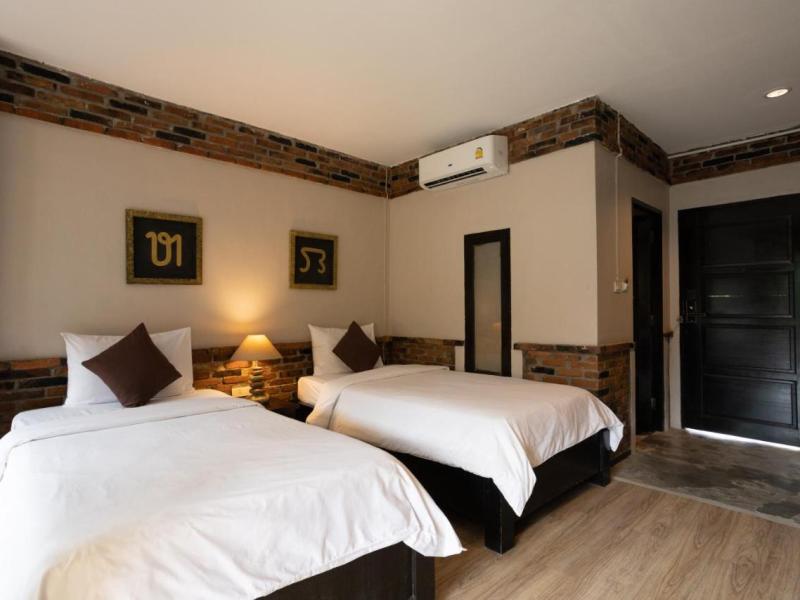 Motive Cottage Resort