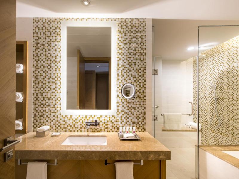 Swissotel Al Ghurair