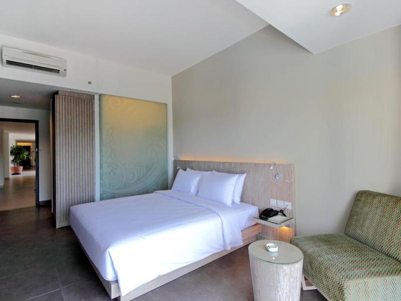 Santika Siligita Hotel