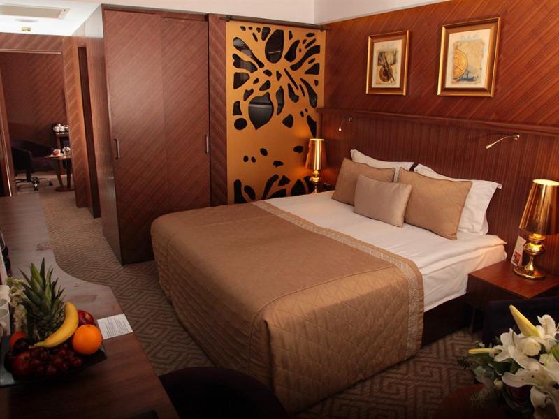 Nixon The Bosphorus Hotel